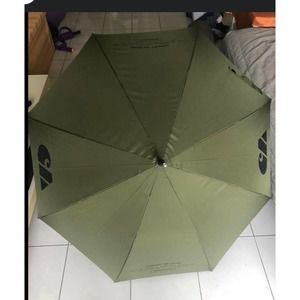 NW/Out tags, Rare, Limited Edition CARHARTT Military Umbrella